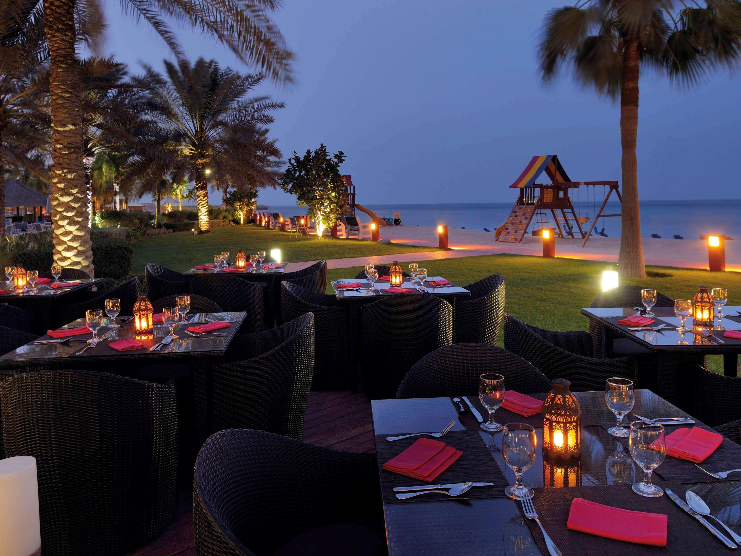 Moevenpick Hotel & Resort Al Bida'A Salmiya Bagian luar foto The Beach at The Oberoi, Mumbai